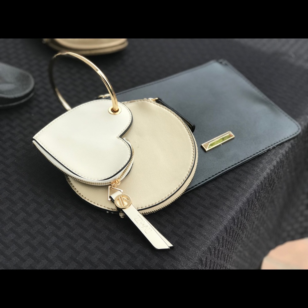 Izzy and Ali Wristlet Trio
